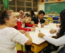 Secretaria Estadual de Educação do Paraná; Instituto de Educação Erasmo Piloto do Paraná, alunos estrangeiros matriculados no Celem tem aulas de português. 27-02-18. Foto: Hedeson Alves