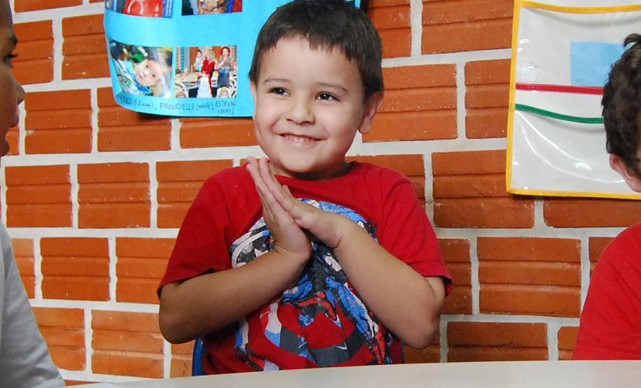 Próximo ao Dia Mundial de Conscientização do Autismo, em 2 de abril, a Secretaria Estadual da Saúde reforça a importância da intervenção precoce em crianças diagnosticadas com a síndrome. Em 2016, foram 950 mil atendimentos de reabilitação realizados no Estado, 63 mil deles em crianças. Curitiba, 30/03/2017.Foto: Divulgação SESA