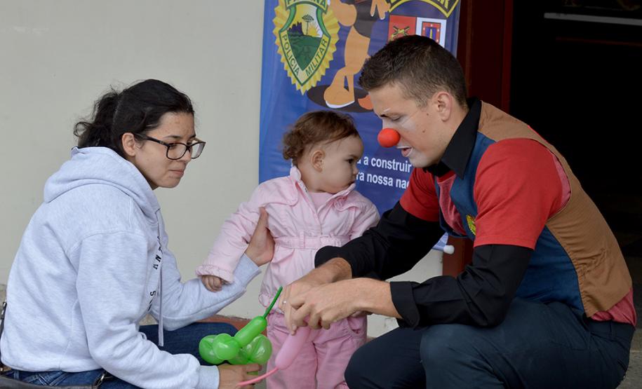Polícia Militar faz evento em alusão ao Dia Mundial de Conscientização sobre o Autismo em Curitiba.Curitiba, 01/03/2017Foto: PM