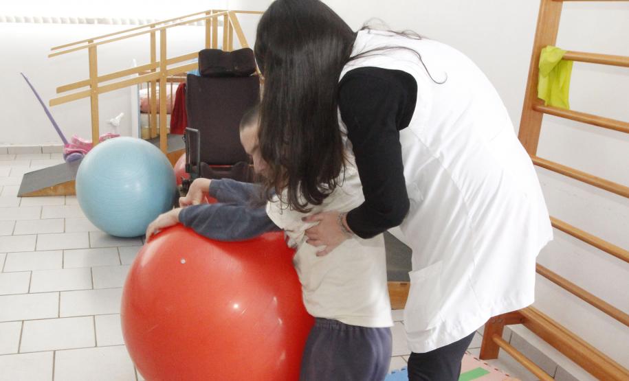 11/12/2017 - Paraná investe R$ 24 milhões na rede para crianças e adolescentes com deficiência Paraná investe R$ 24 milhões na rede para crianças e adolescentes com deficiência - Foto: Aliocha Maurício/SEDS